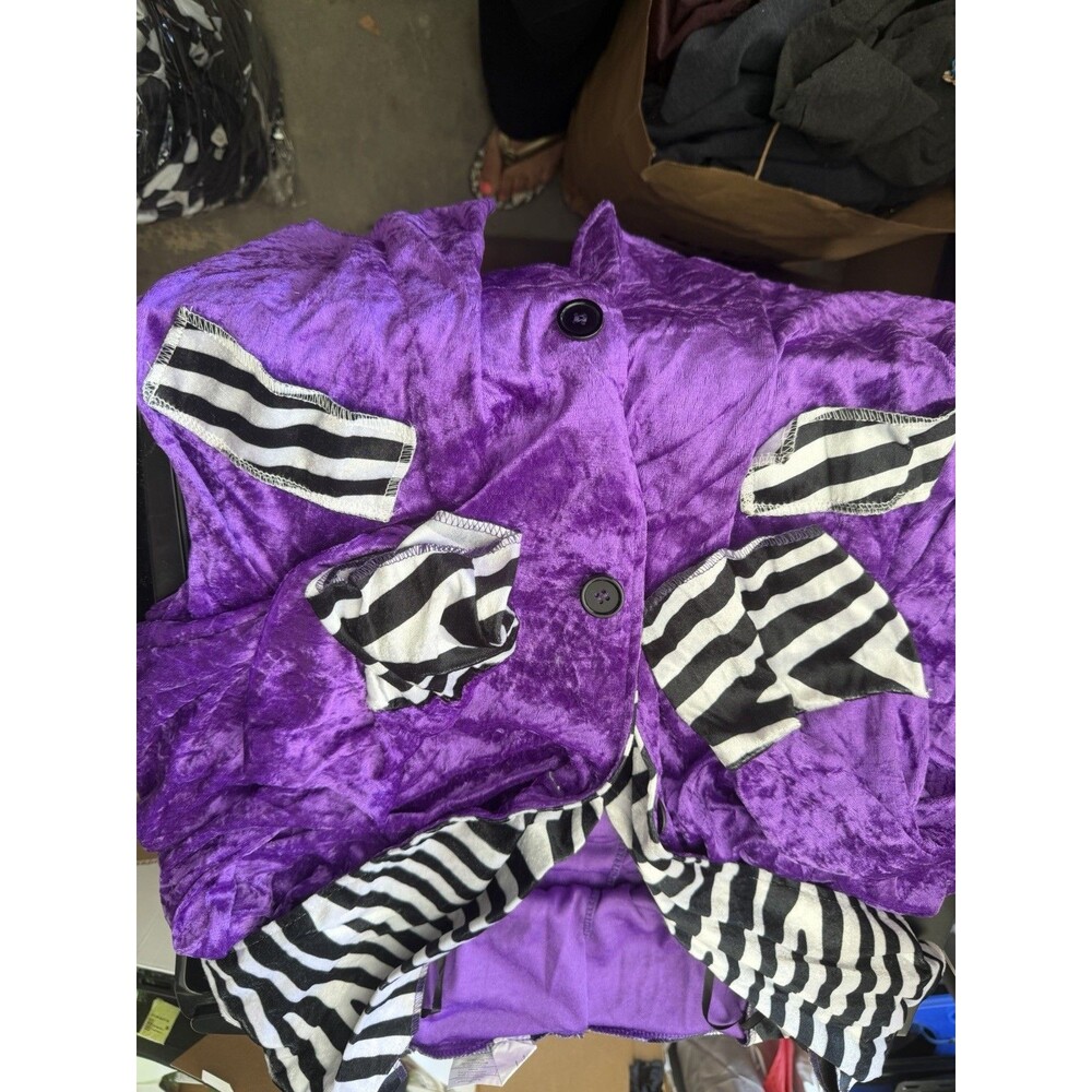 Spirit Halloween Pimp Costume Purple Jacket/Pants/Accessories Size XL - Picture 4 of 4